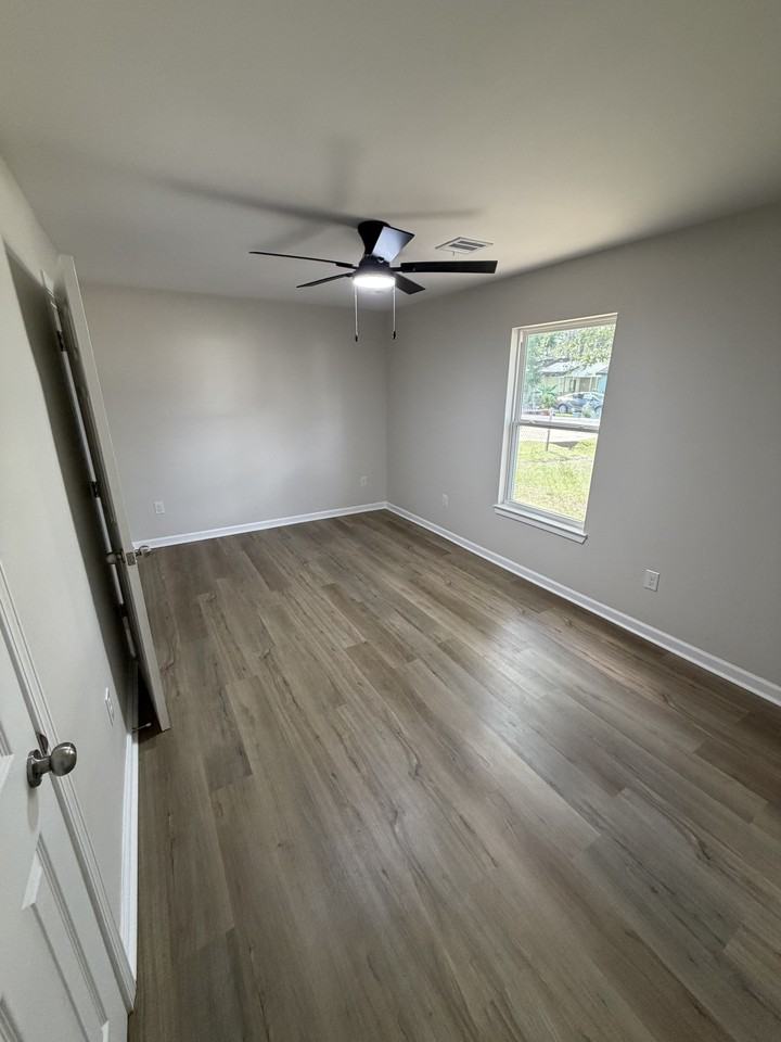 108 Macklyn St #NA - Photo 2 of 10