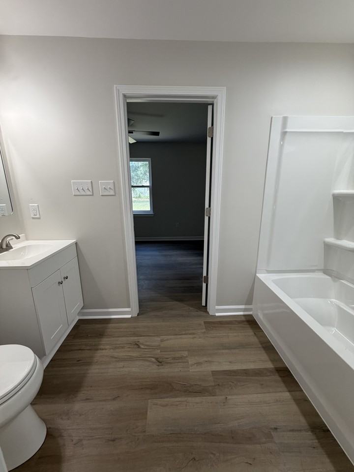 108 Macklyn St #NA - Photo 3 of 10