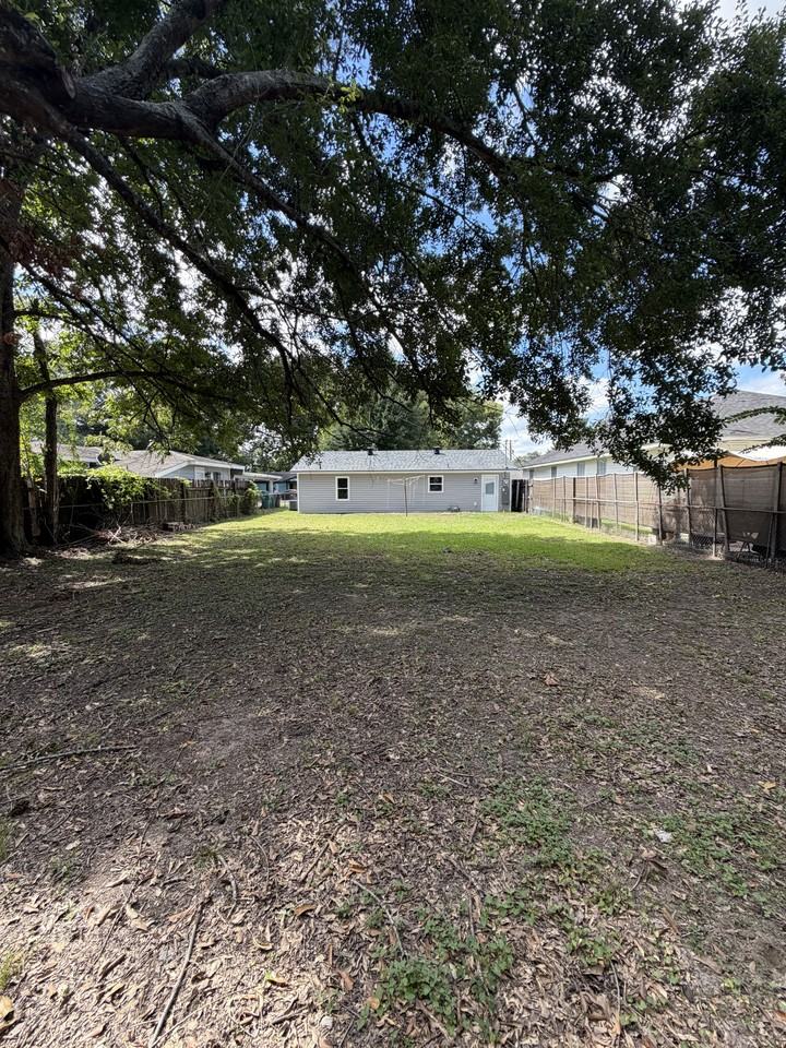 108 Macklyn St #NA - Photo 7 of 10