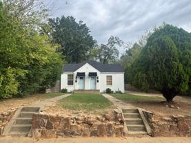 611 Lindsey Ln - Photo 1 of 1