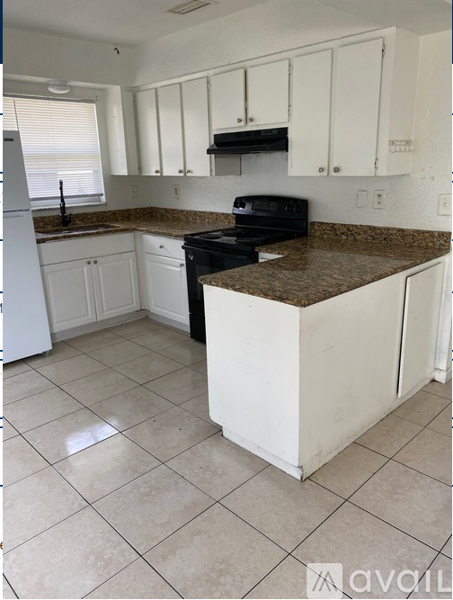 3607 141st Ave Apt A #A - Photo 5 of 8