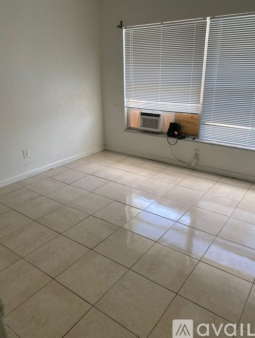 3607 141st Ave Apt A #A - Photo 6 of 8