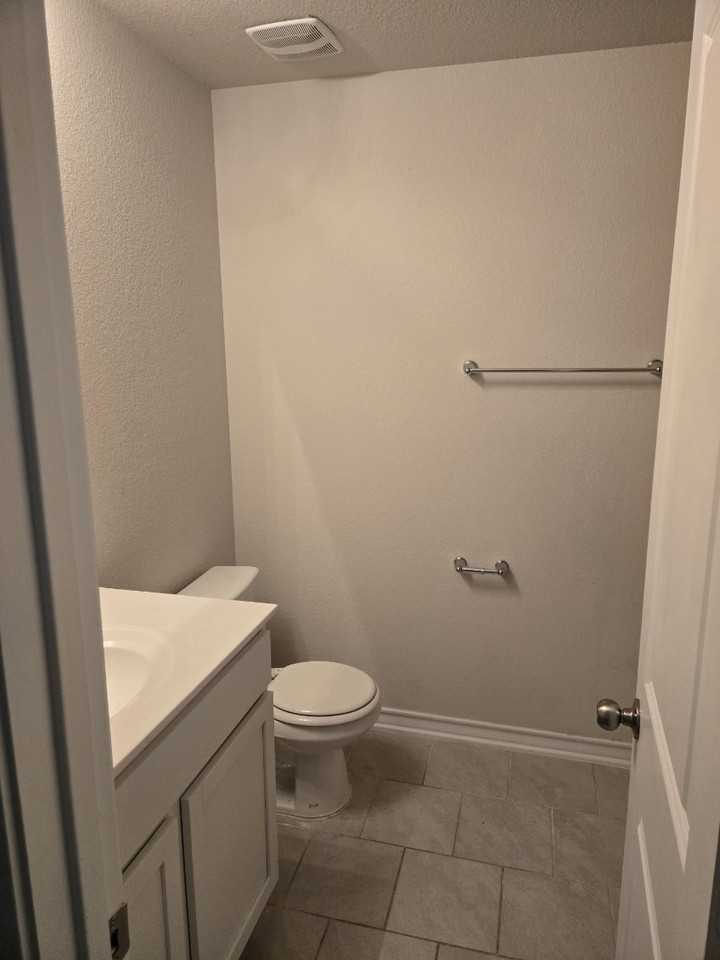 6815 Kingsley Edge #NA - Photo 5 of 17