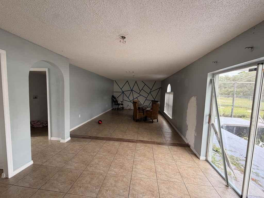 1427 Sarasota Dr #NA - Photo 5 of 16