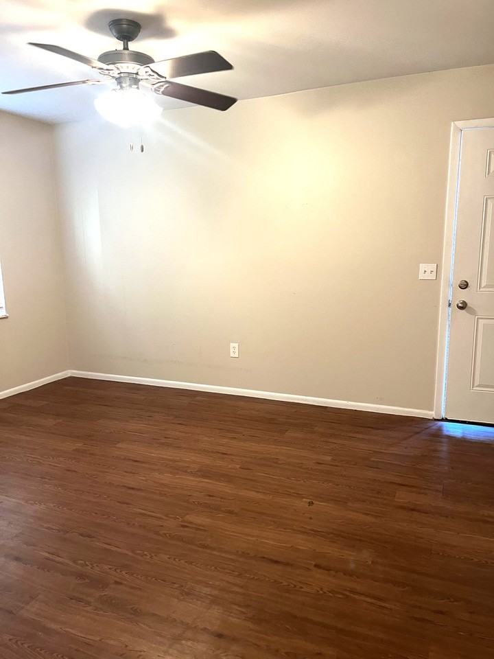 1015 Concord Ave #B7 - Photo 3 of 7