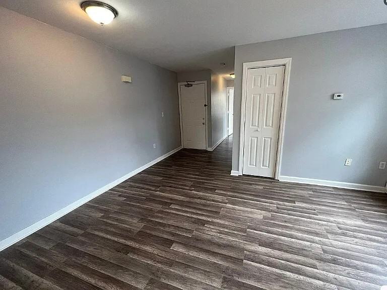 345 Sanford Ave #2R - Photo 5 of 10