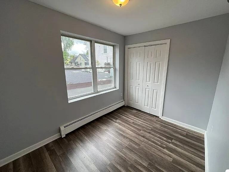345 Sanford Ave #2R - Photo 6 of 10
