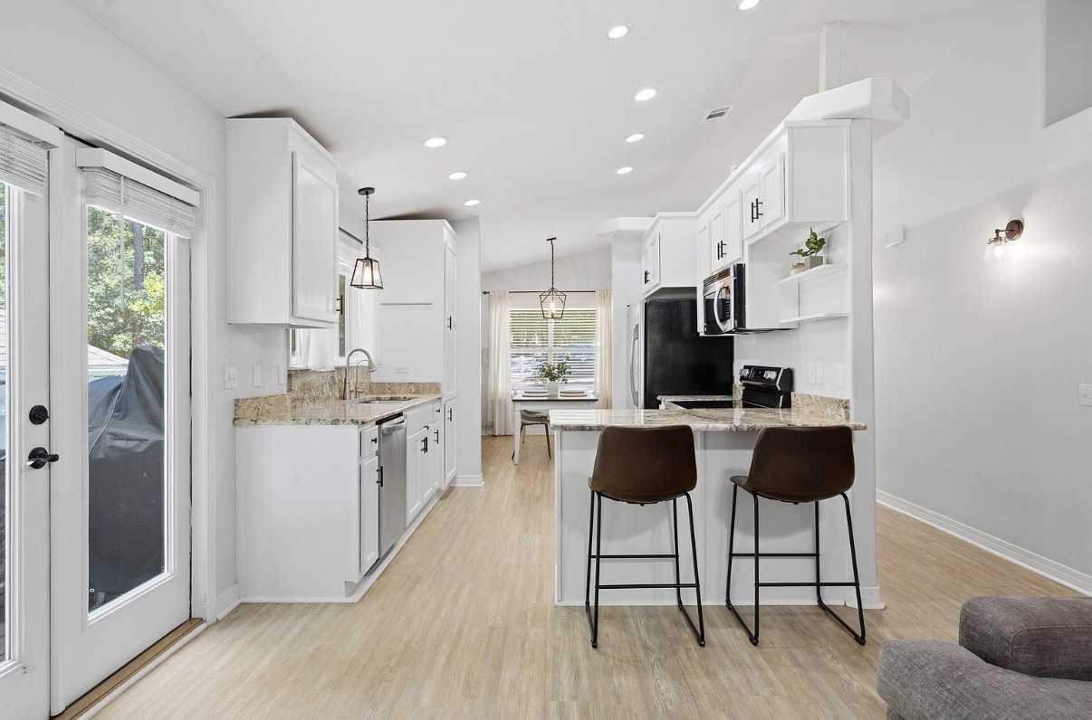 10065 Foxrun Rd #NA - Photo 6 of 19