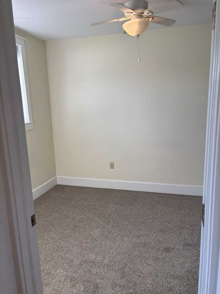 2206 Wood St #B - Photo 4 of 8