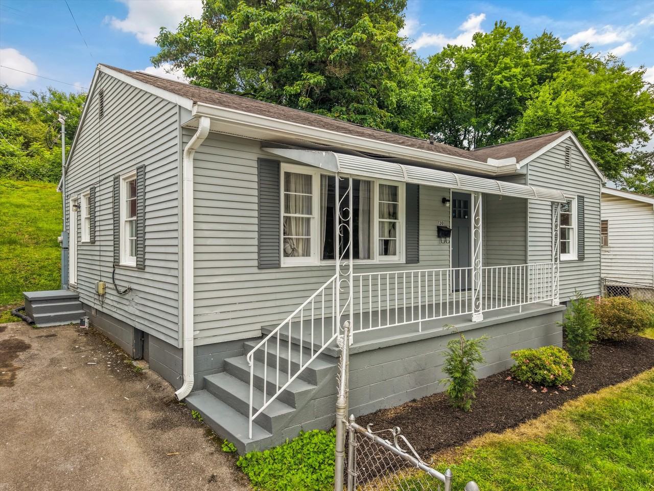 130 Oglewood Ave #NA - Photo 6 of 27