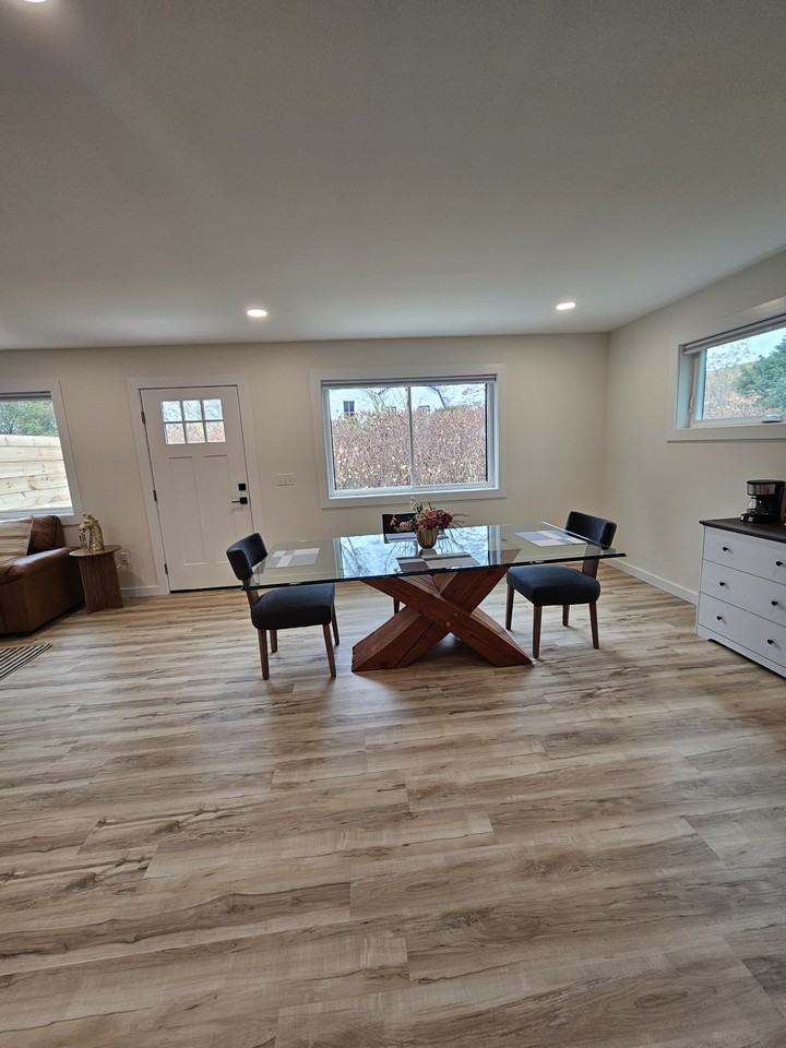 14 Newport Ave - Photo 6 of 18