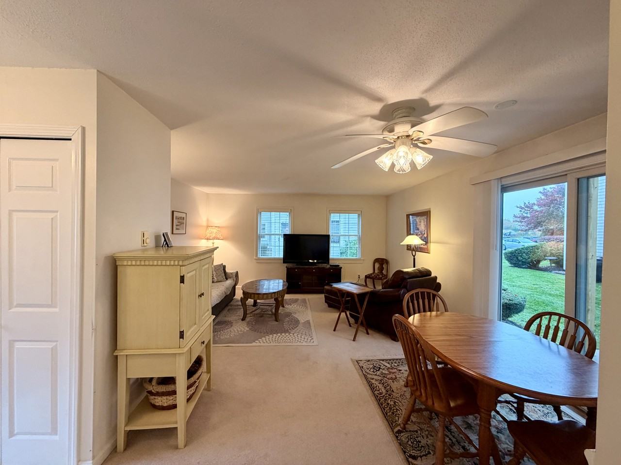 15 Long Beach Ave #7 - Photo 4 of 12