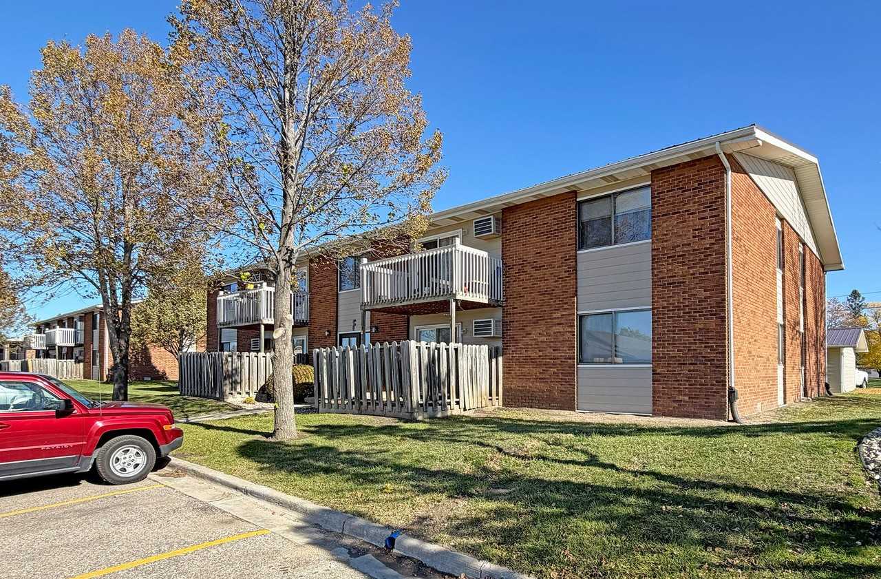 Cedarwood North - Photo 4 of 29