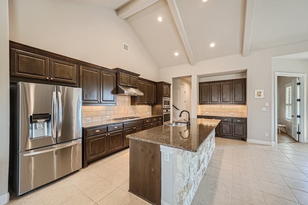 100 Dakota Dr #NA - Photo 5 of 28