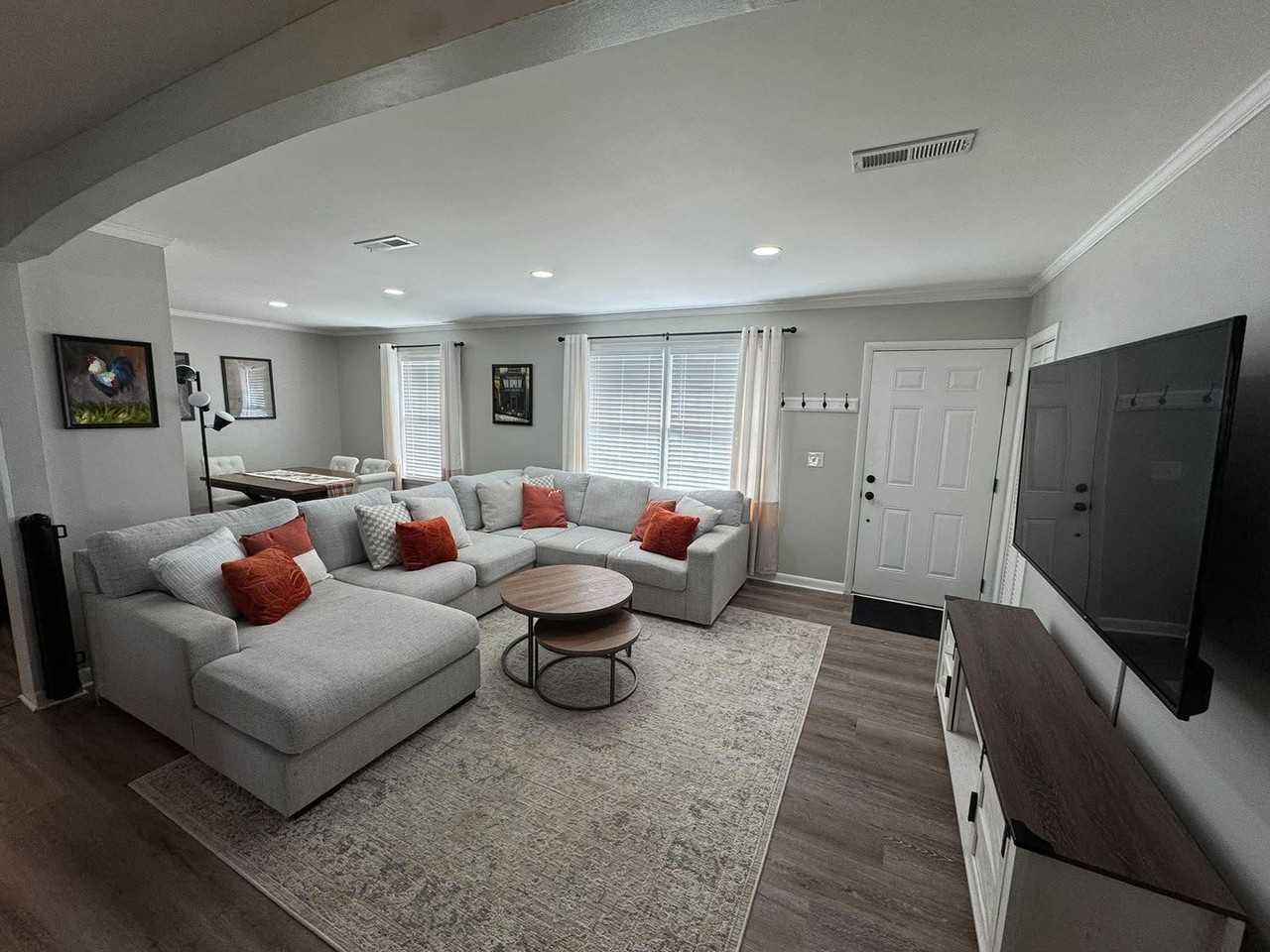 202 Cherry Hill Rd - Photo 2 of 10