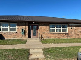 featured image of 24 Forrest St