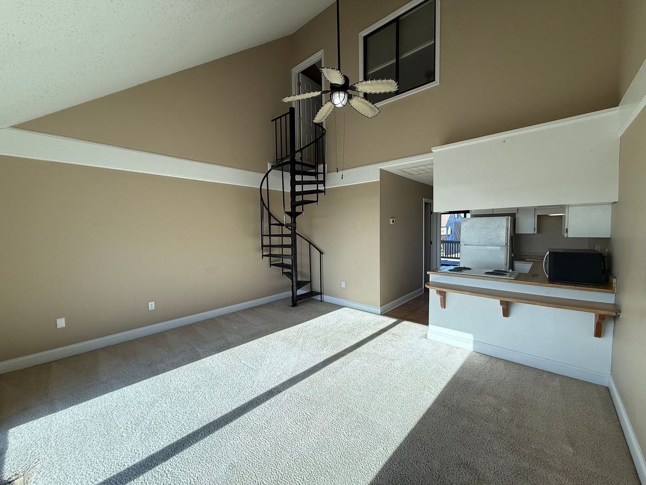 892 New River Inlet Rd - Photo 3 of 18