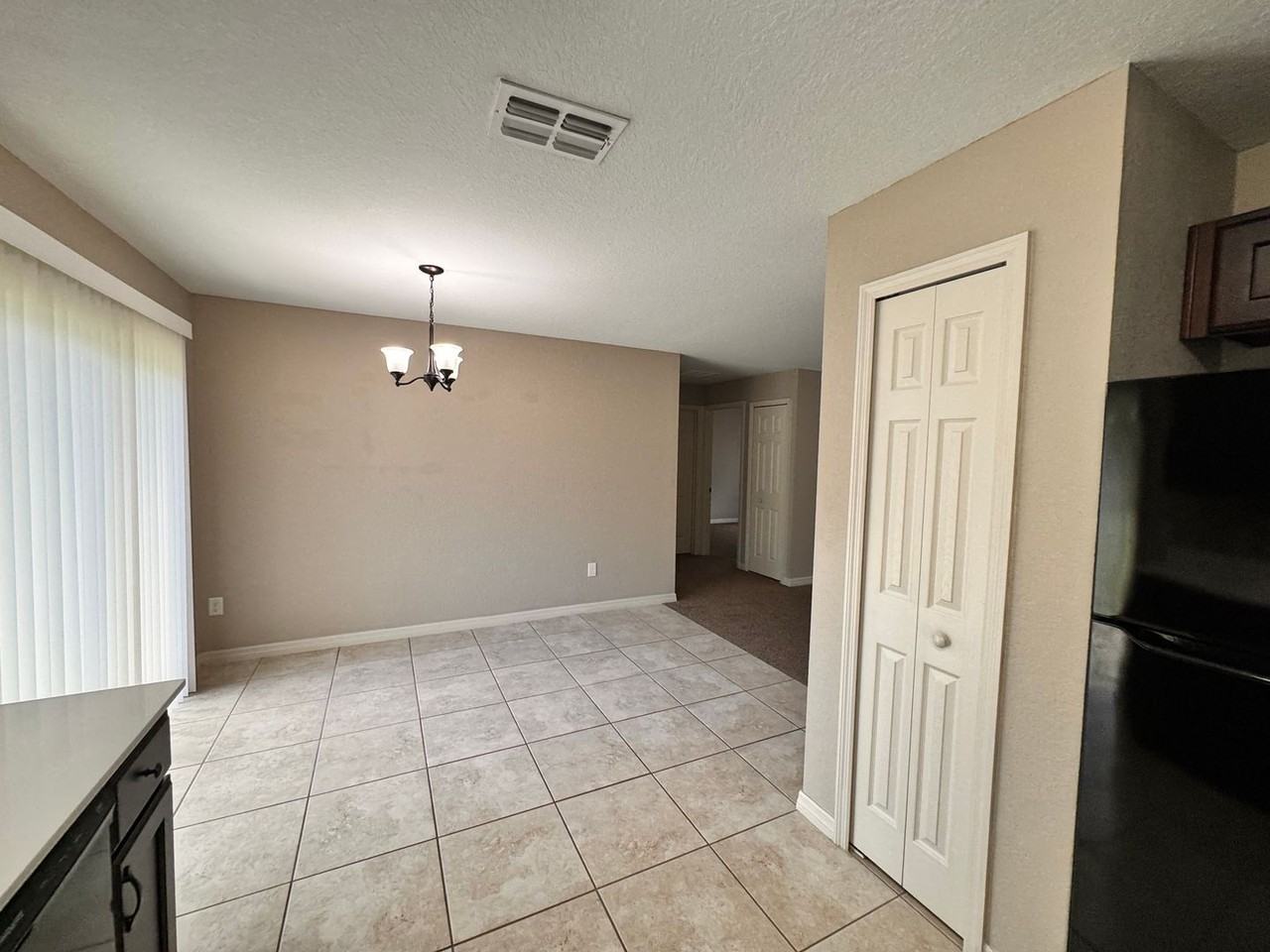 2715 Sw 153rd Ln - Photo 3 of 16