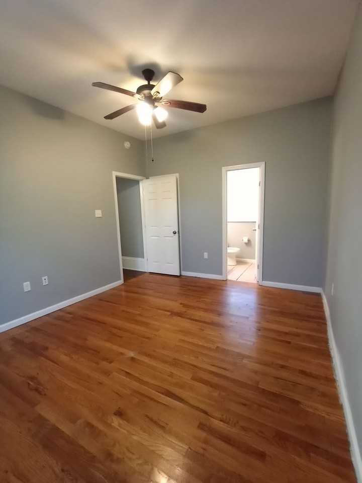2826 Palmyra St - Photo 6 of 50