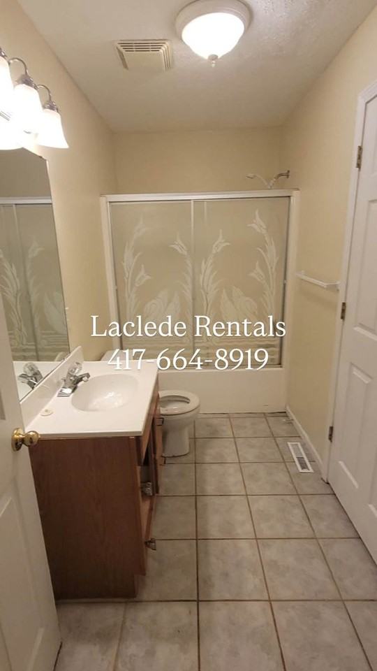 508 Curry St - Photo 7 of 9