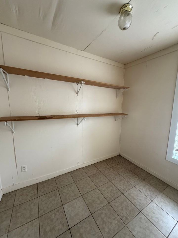 541 W End Ave - Photo 3 of 14