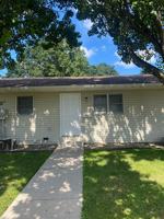 featured image of 419 415, 417, 419 Herrick Street