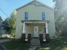 820 Prospect St - Photo 1 of 1