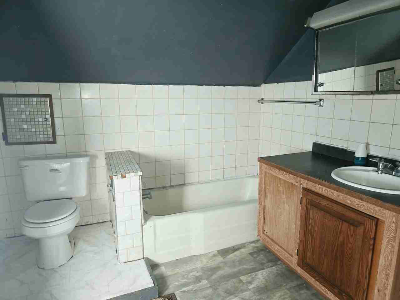 820 Prospect St - Photo 7 of 7