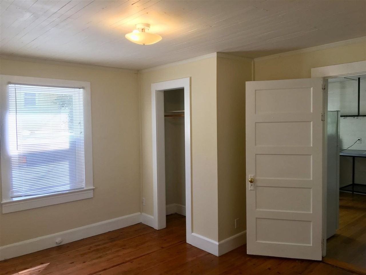 309 Sunset Dr - Photo 3 of 5