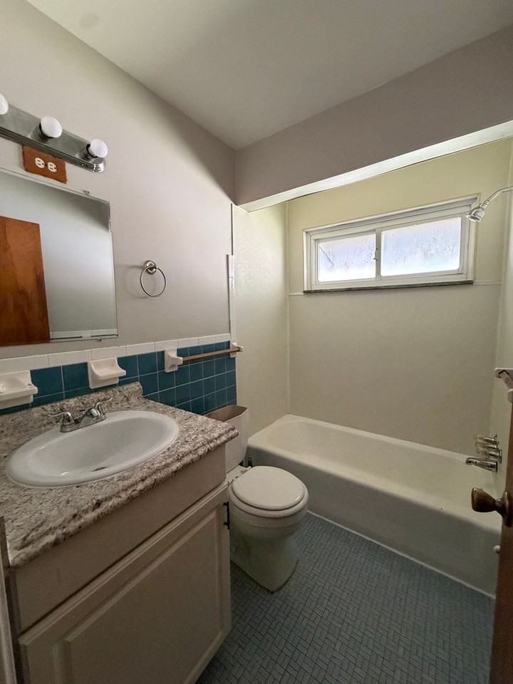 317 W Princeton Ave - Photo 7 of 15