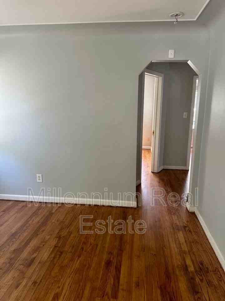 650 Lebaron Ave - Photo 4 of 12