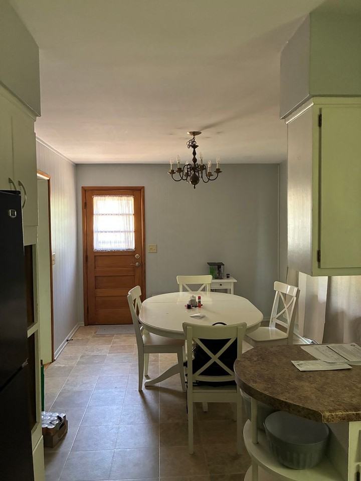 1900 E Hillside Dr - Photo 3 of 12