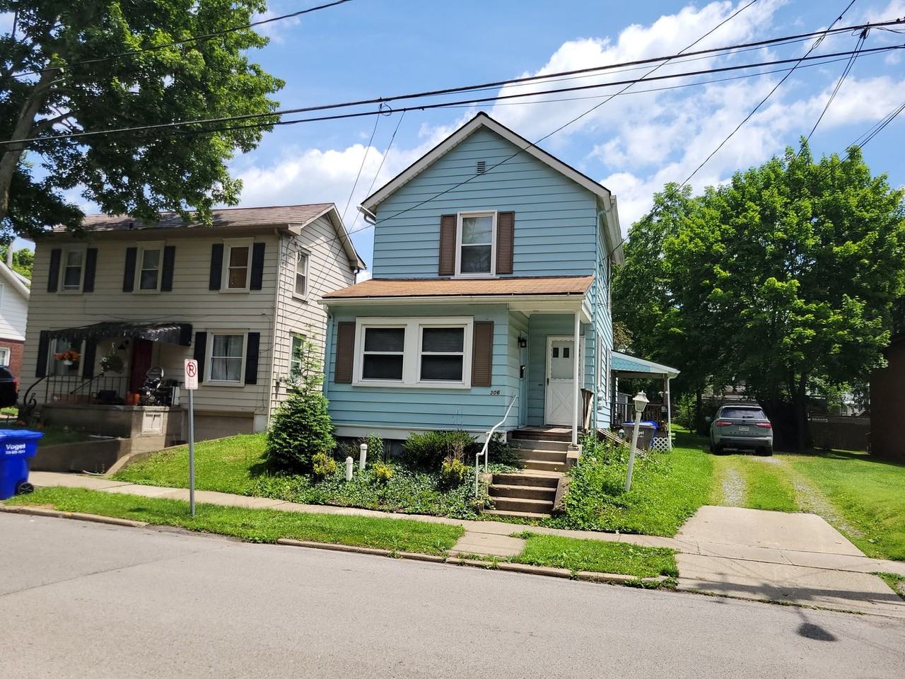 306 S High St - Photo 2 of 9