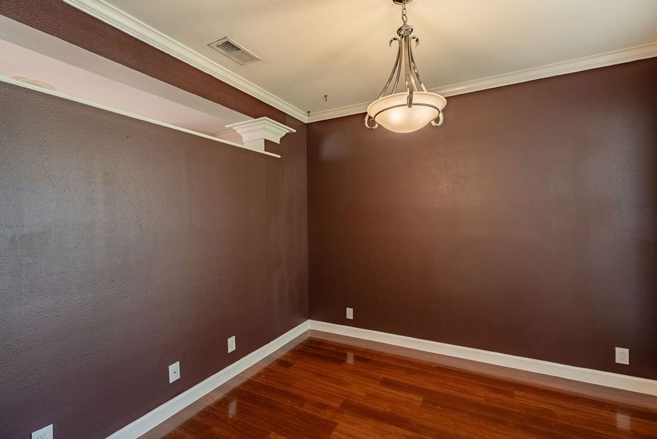 8226 Monona Ave - Photo 6 of 23