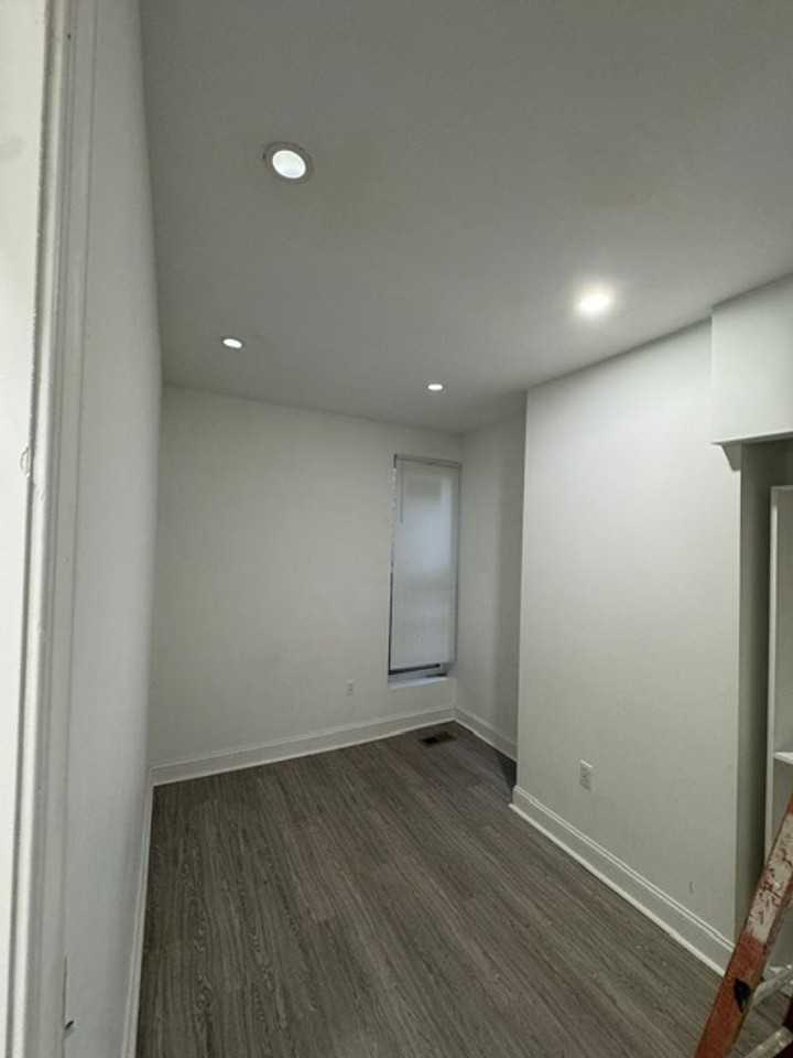 2121 Mcculloh St - Photo 4 of 22