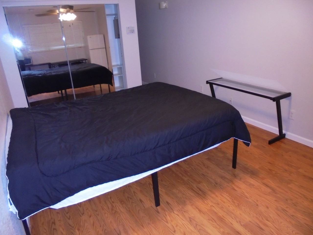 7520 E Moreland St - Photo 3 of 7