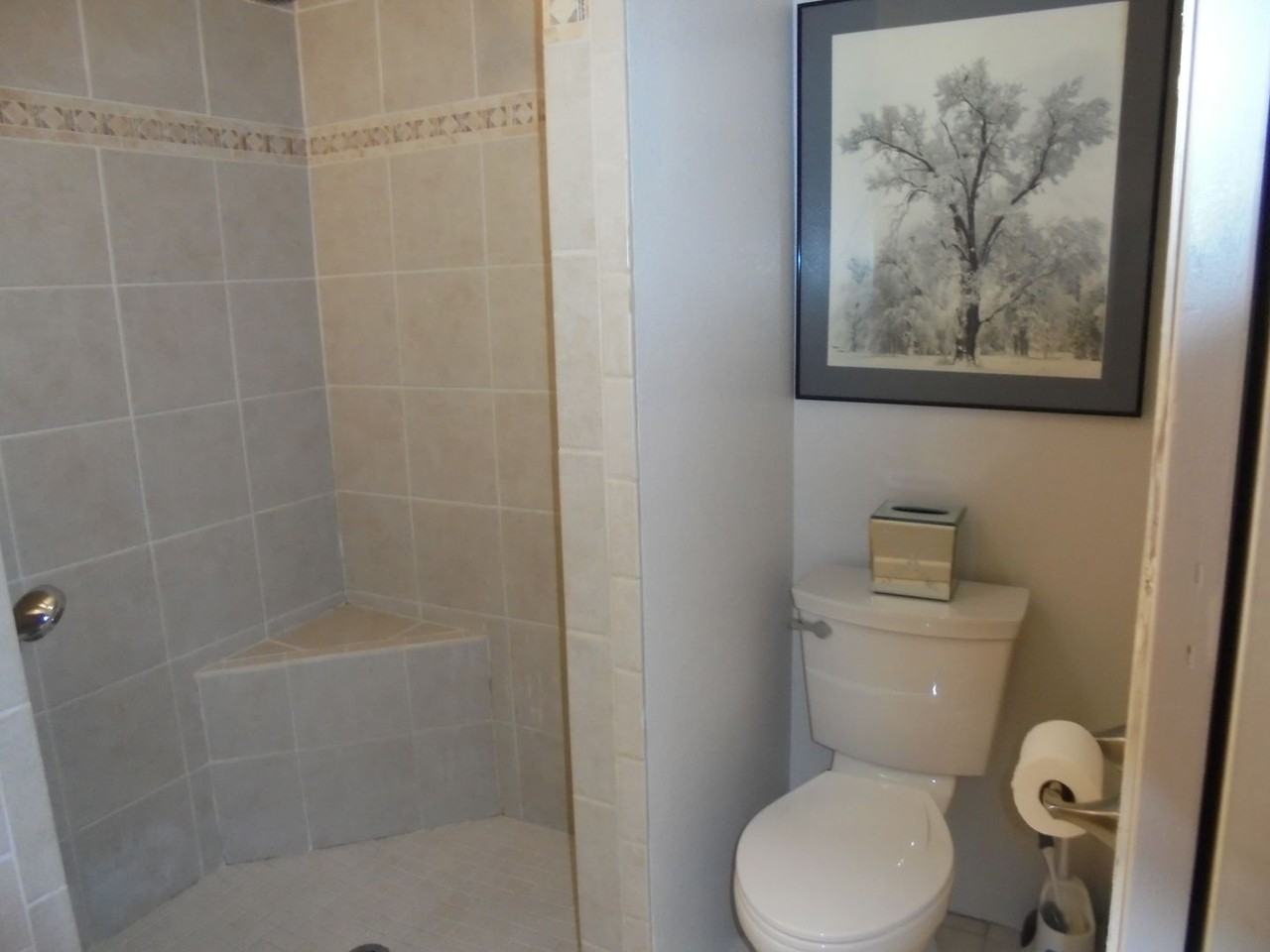 7520 E Moreland St - Photo 6 of 7