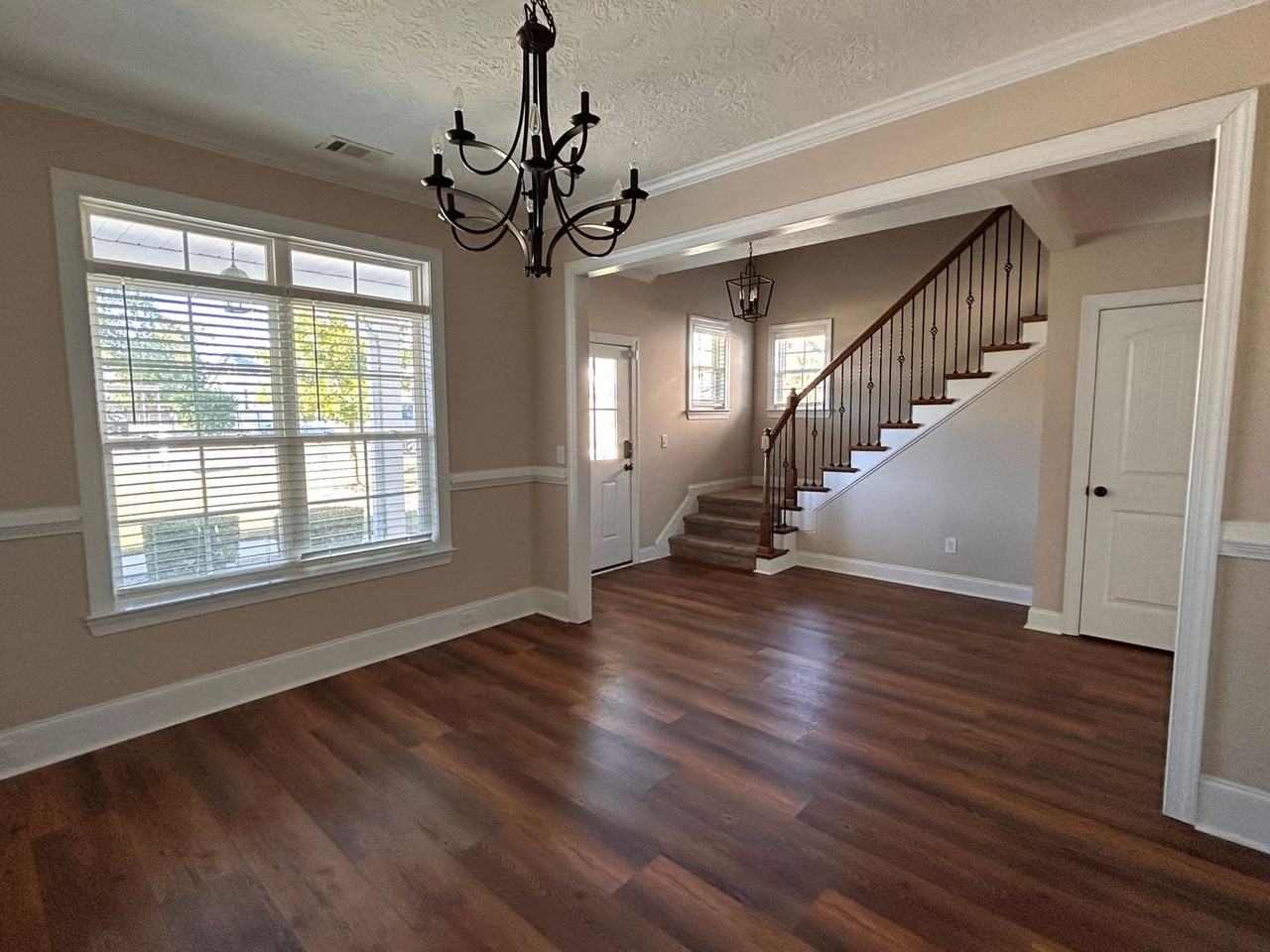 434 Vaughn Rd - Photo 4 of 23