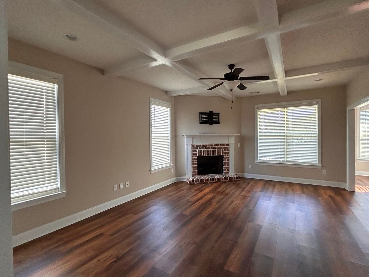 434 Vaughn Rd - Photo 5 of 23