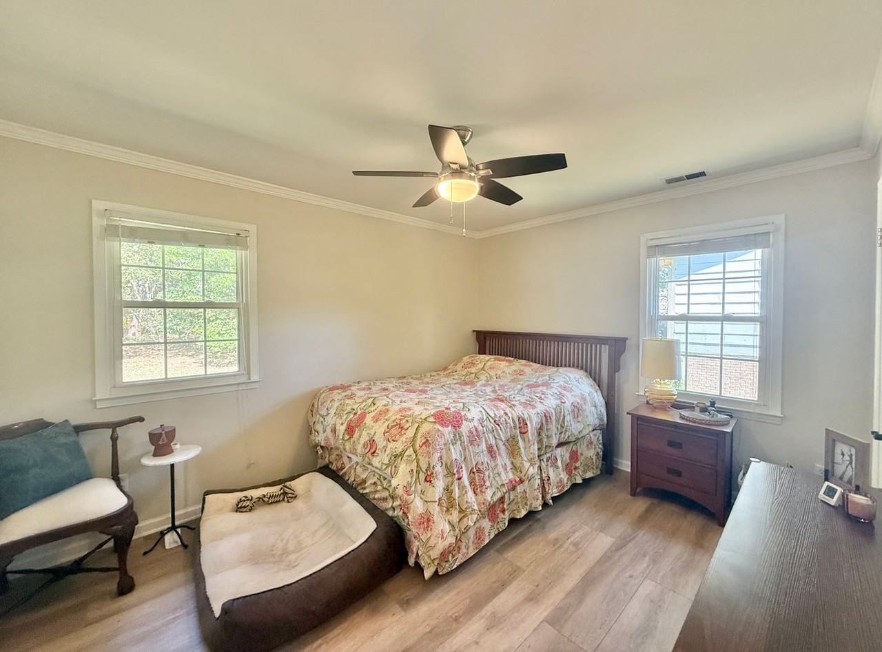 8009 Brandyapple Dr - Photo 7 of 19