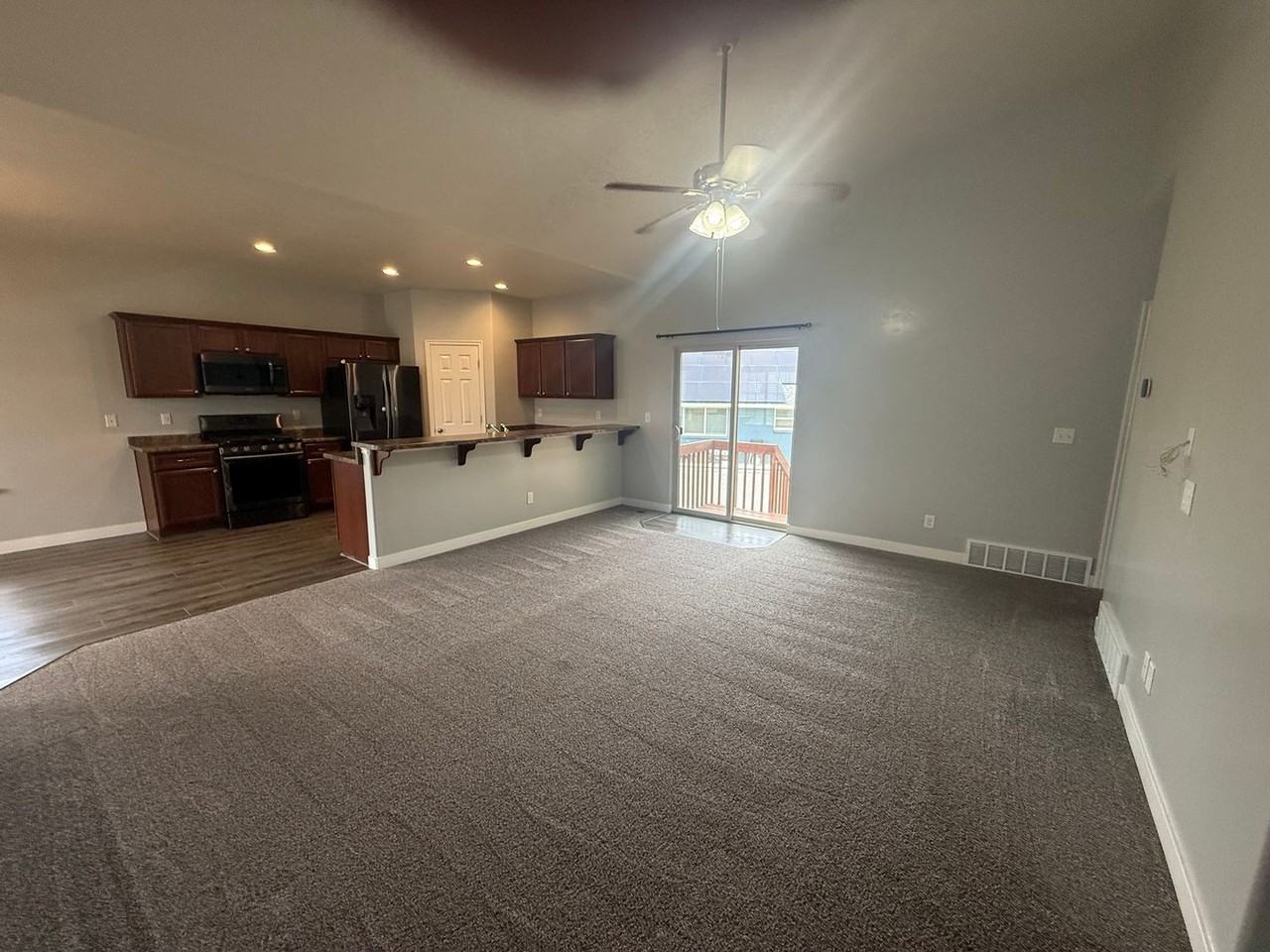 358 N Taylor Rd - Photo 6 of 28