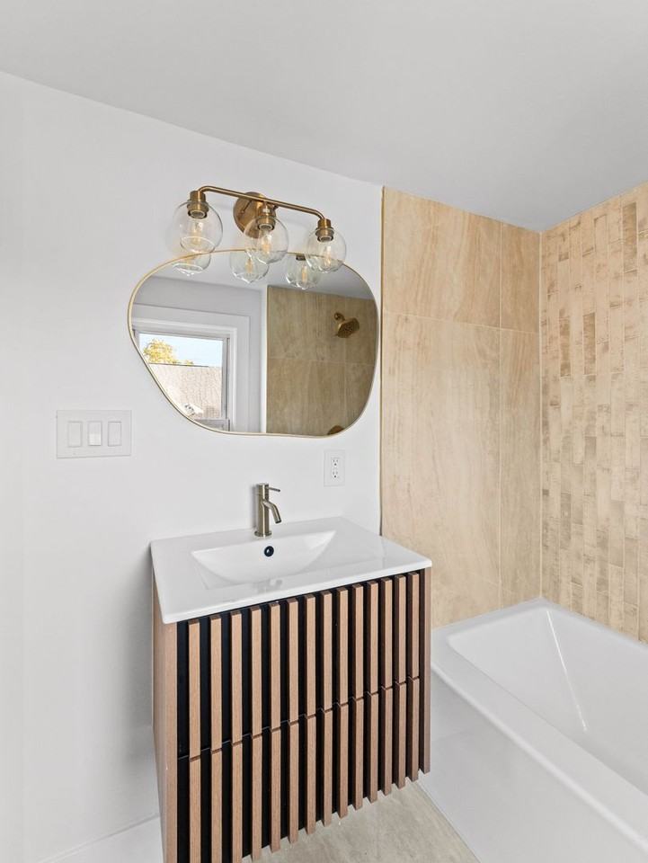 716 S 2nd St - Photo 3 of 30