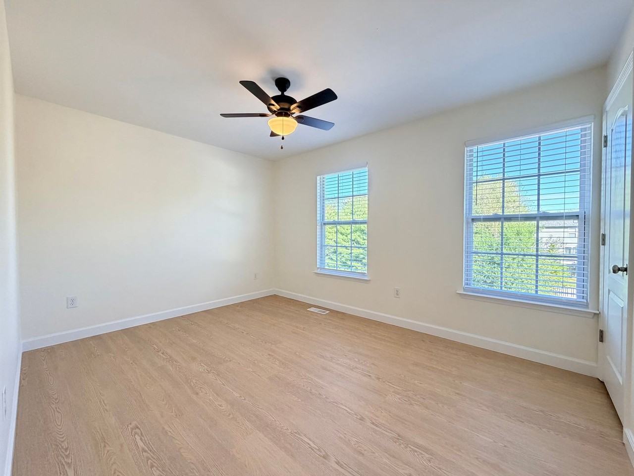712 Scotti Ave - Photo 6 of 12