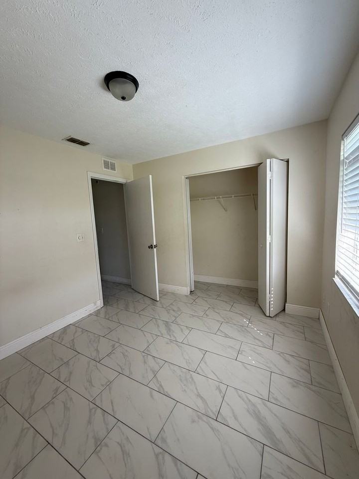 13612 Se 51st Ter - Photo 6 of 10