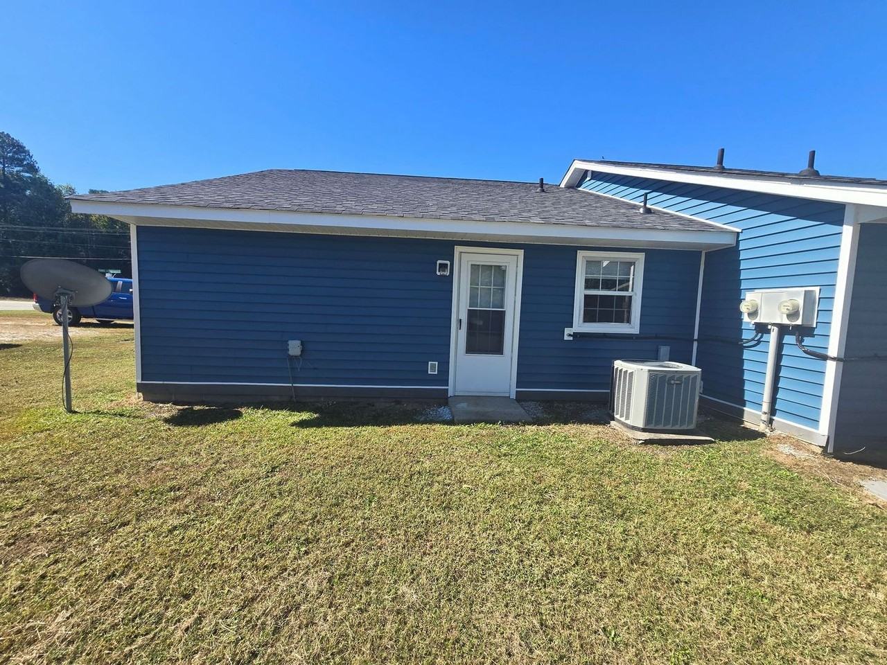 2691 Forbes Dr - Photo 2 of 7
