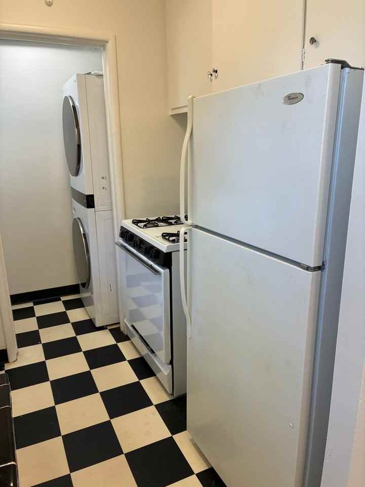 3507 22nd St - Photo 5 of 15