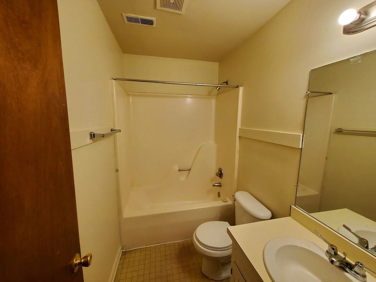 1724 Spry St - Photo 7 of 7