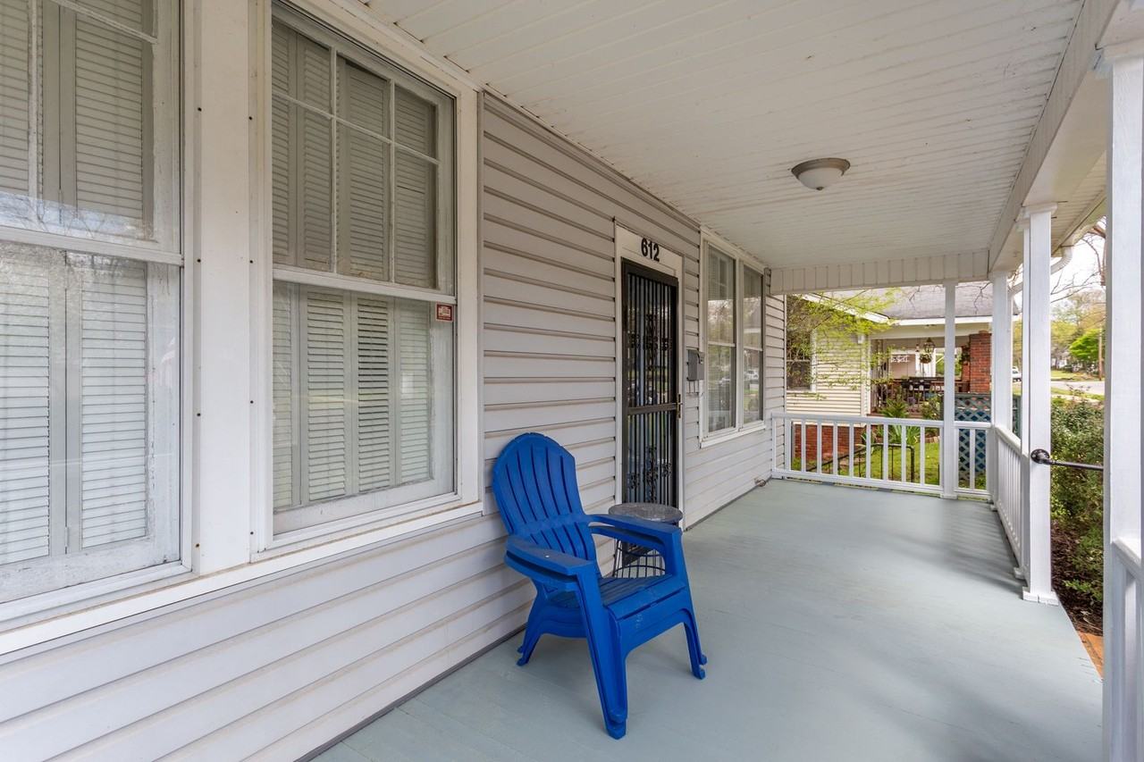 612 Keith Ave - Photo 2 of 18