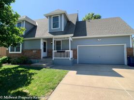 709 Se 10th Ter - Photo 1 of 1