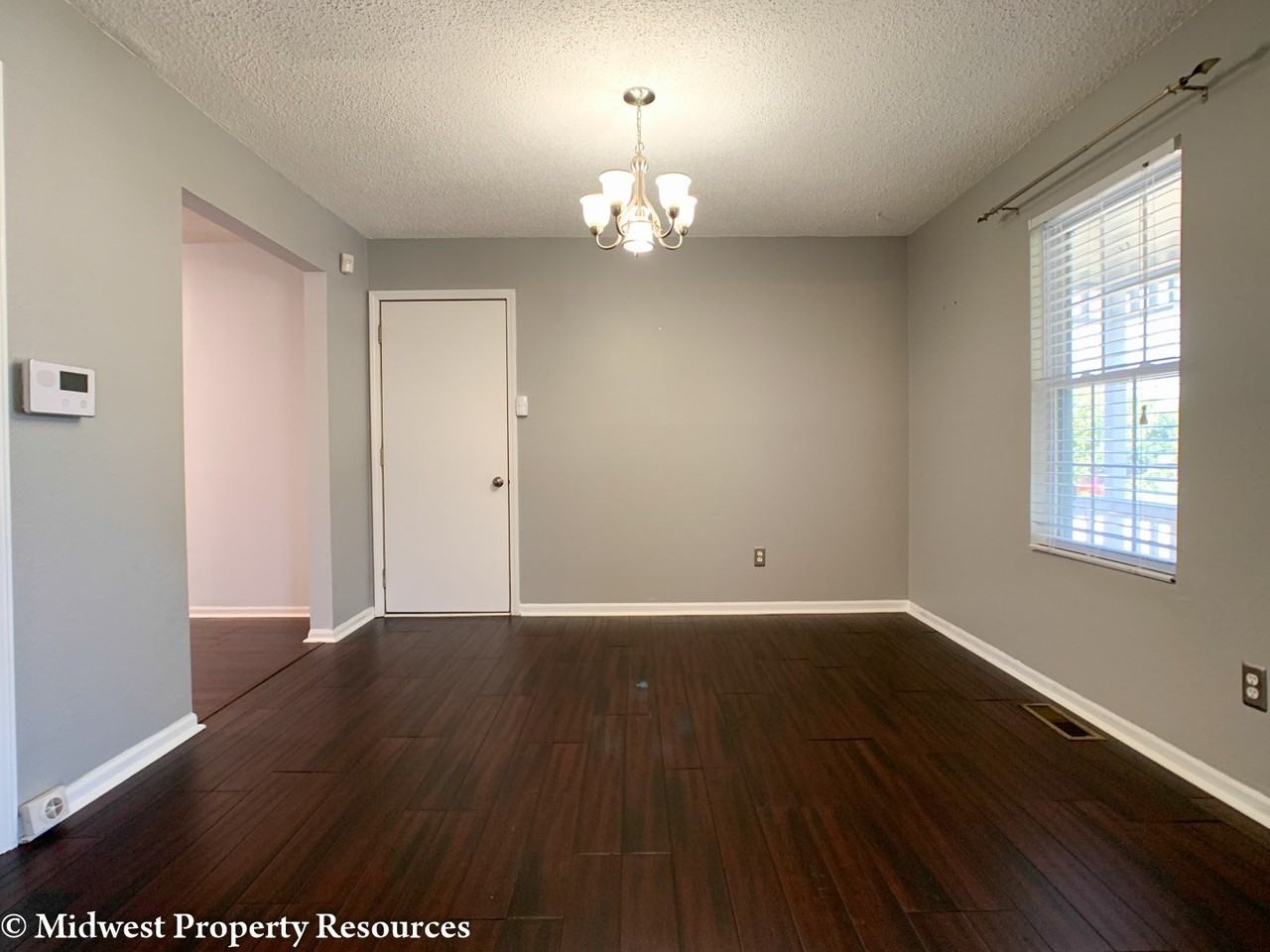 709 Se 10th Ter - Photo 5 of 23